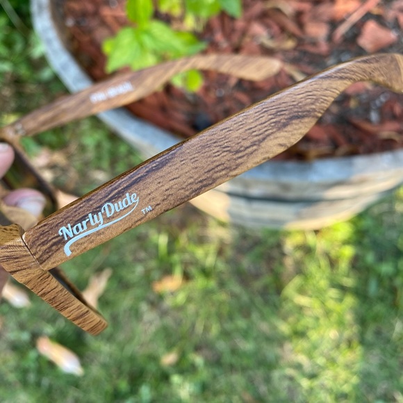 Narly Dude unisex sunglasses 🕶 handmade in Brazil - Picture 3 of 3
